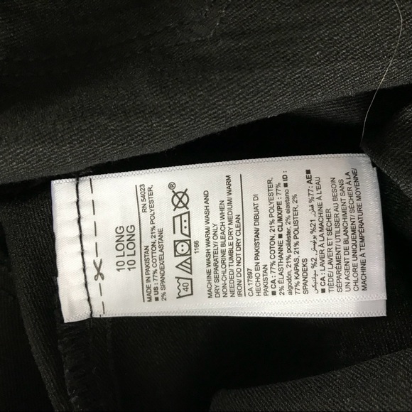 EUC Old Navy black rockstar mid-rise legging - 10L - Picture 5 of 5